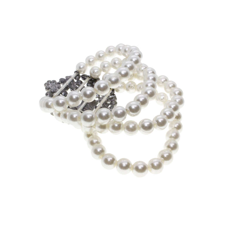 Bracelet - Stretch Band. 4 Strand Faux Pearls. Grey Beads & Diamante Centre Piece - ML2898