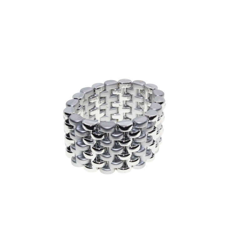 Bracelet - Silver Tone Dull and Shiny Interwoven links . Expandable - ML2914