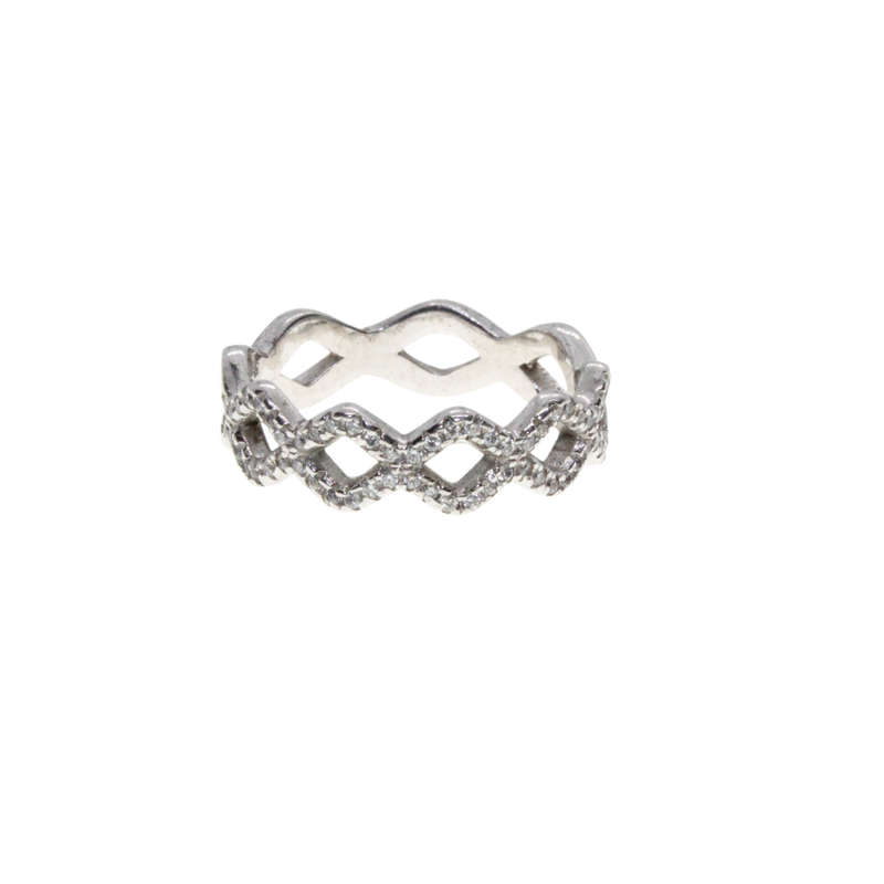 Ring - 925 Silver Crown Design.  Parve on top of Ring. - ML2931