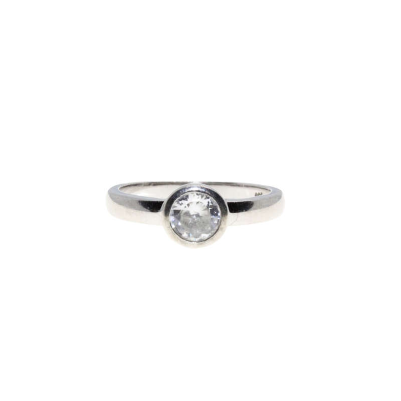 Ring - 925 Silver Clear Round Faceted Centre Stone - ML2950