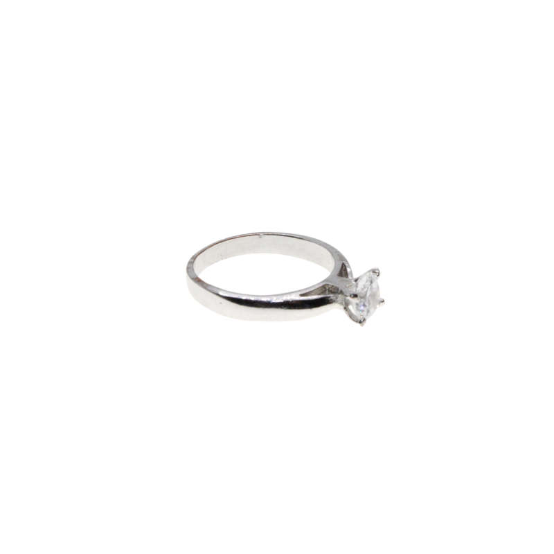 Ring - Silver Tone Elegant Band with Clear Solitaire Style Stone - ML2952