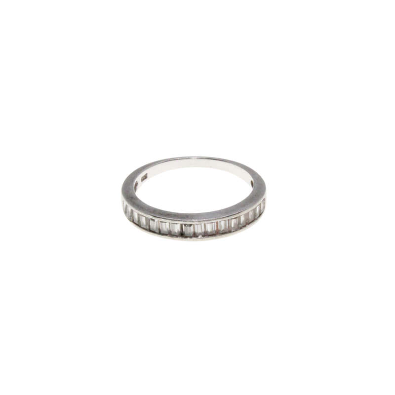 Ring - 925 Silver. Half Ring with Baguette Clear Stone - ML2983