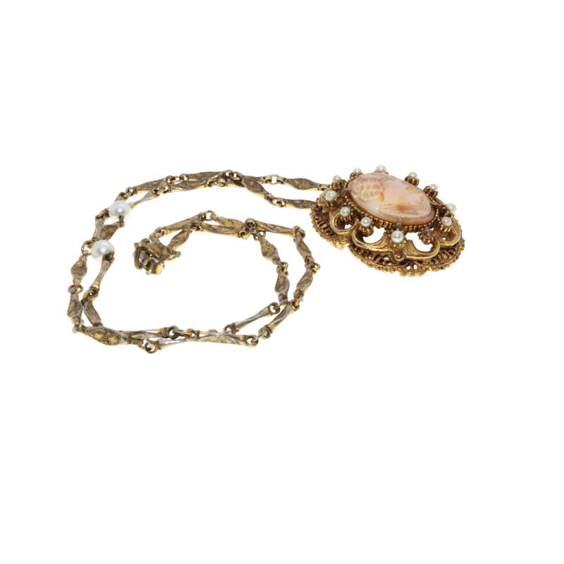 Necklace - Vintage Gold Tone Fancy Link Chain and Cameo with Faux Pearls. - ML2992