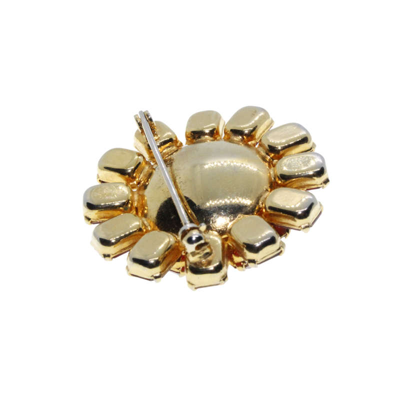 Brooch - Gold Tone. Red Rhinestones in different Shapes and Sizes. Flower Shape - ML2988