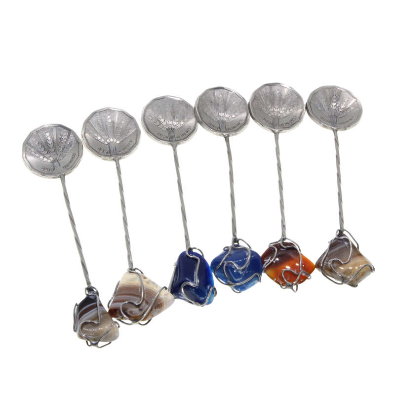 Antique - Silver Coin Spoons 1981 Uruguay 2 New Pesos. Sem iprecious Stones. - ML3010