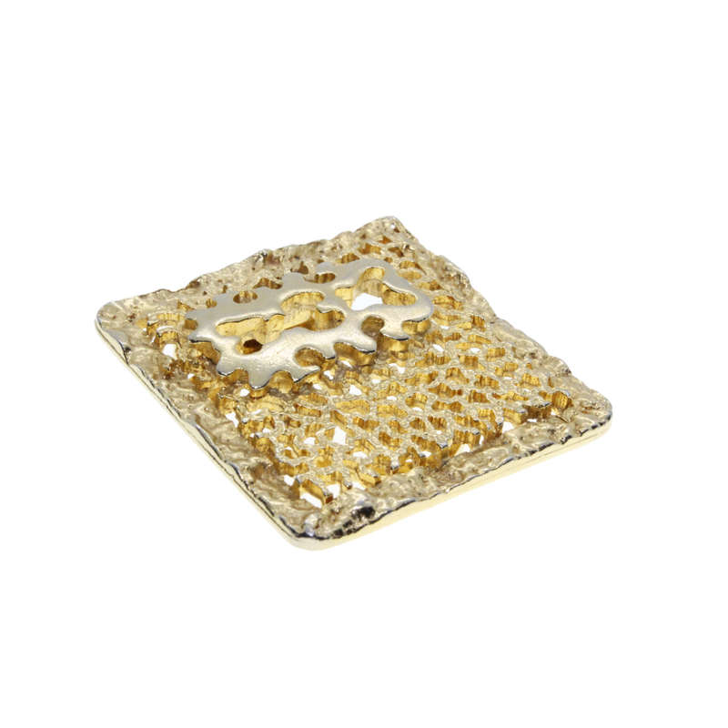 Scarf Clip - Gold Tone square Clip with Lacy Pattern - ML3029