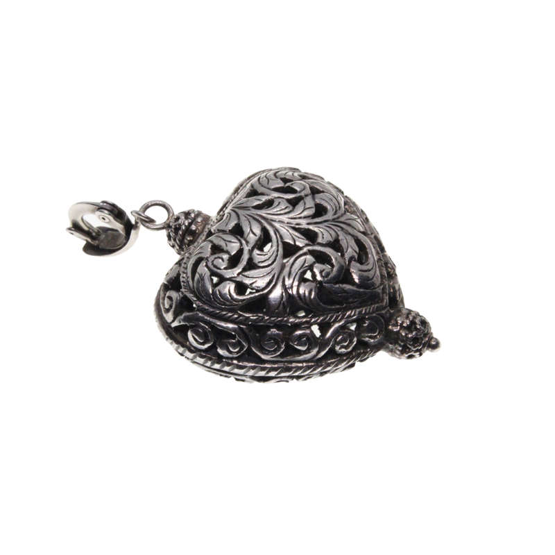 Pendant - Pendant GP 925 Silver India, Vintage Heart Pendant. Scroll Design - ML3041