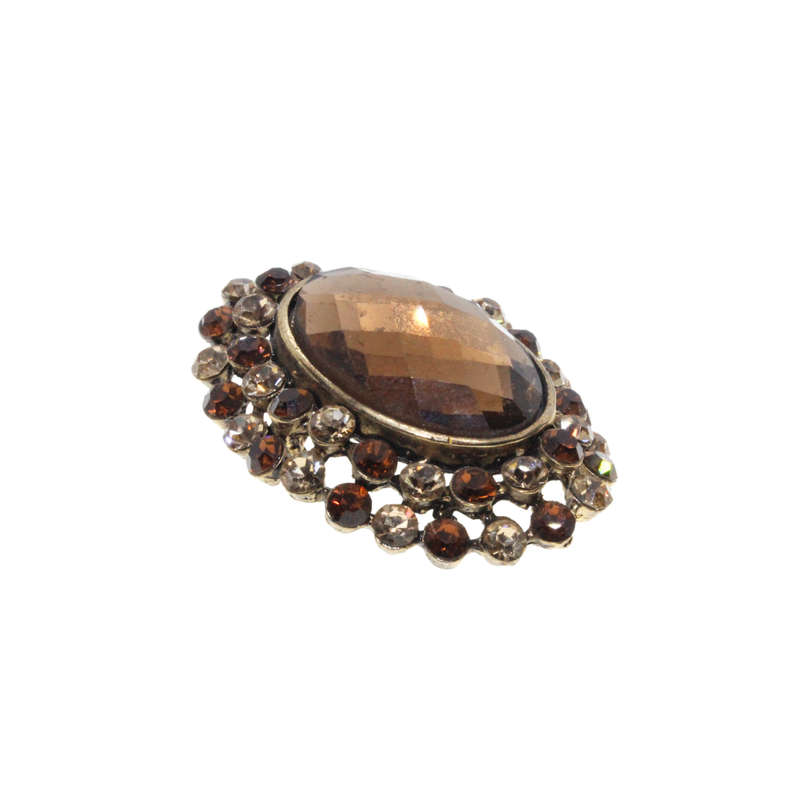 Brooch - Gold Tone Oval Large Centre Stone surrounded by small stones. - ML3085