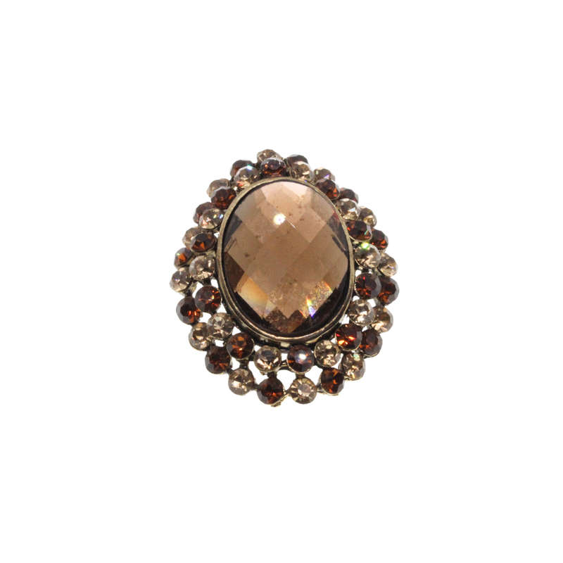 Brooch - Gold Tone Oval Large Centre Stone surrounded by small stones. - ML3085