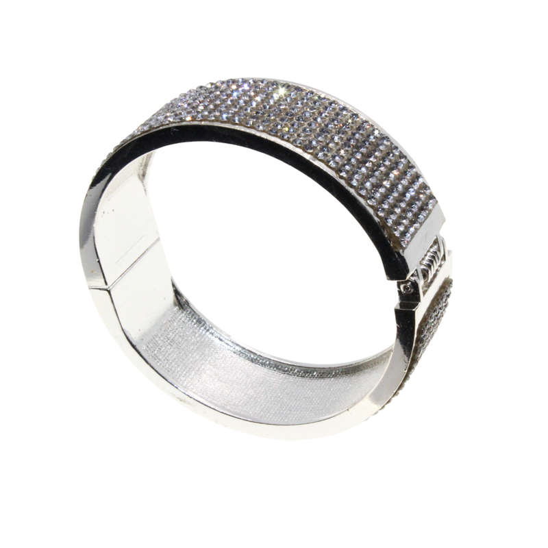 Bangle - Silver Tone Fashion Cuff Bangle. Completely Surrounded by Sparkly Diamantes - ML3097