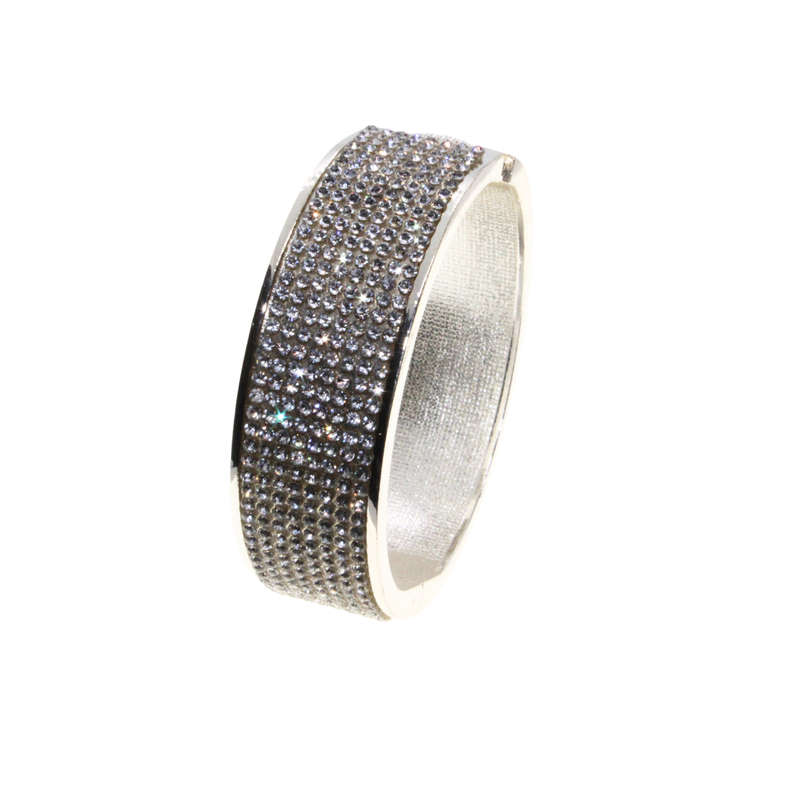 Bangle - Silver Tone Fashion Cuff Bangle. Completely Surrounded by Sparkly Diamantes - ML3097