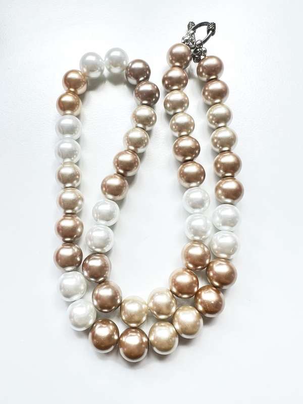 Necklace - Vintage Large Faux Pearls. T Bar Clasp. Two Colour Faux Pearls ML2000