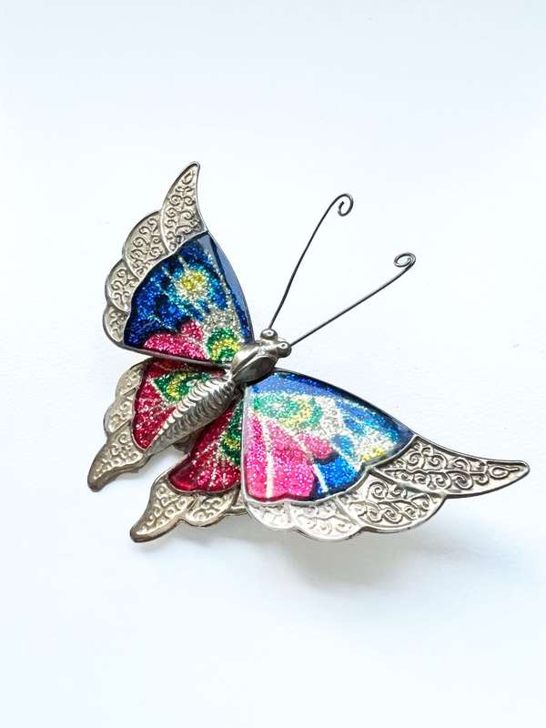 Brooch - Vintage Metal Colourful Butterfly Design. Gold Tone ML2006