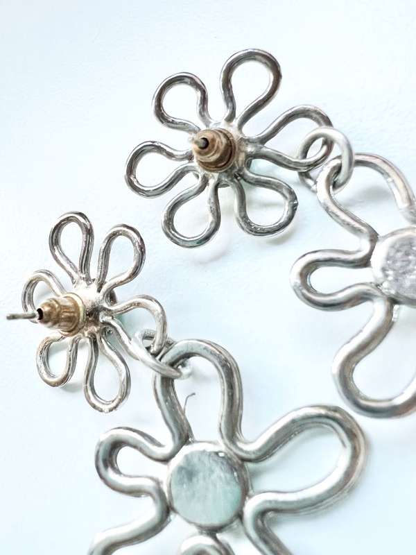 Earrings - Vintage 3 Tier Drop Earrings. For Pierced Ears. Silver Tone Flowers with Turquoise Gla...