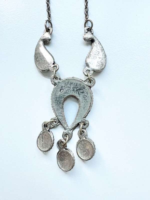 Pendant - Vintage Boho Style Choke Pendant. Silver Tone. One Hanging Piece in Centre. Turquoise C...