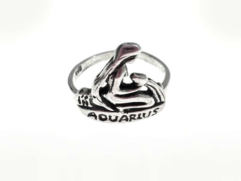 Ring - Vintage 925 Silver Star Sign Aquarius Ring - ML2037