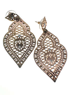 Earrings - Lace Design Teardrop Shaped Designer Earrings Gold Tone - ML2077