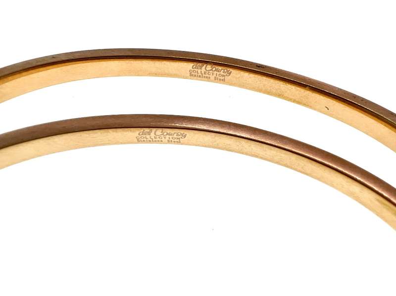 Bangle - Stainless Steel Tennis Bangles, 32 Rhinestones, Del Causy Collection. Gold Tone - ML2091