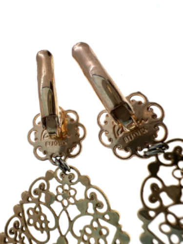 Earrings - Pear Shaped Lacy Design, Diamantes in Flowers - ML2103