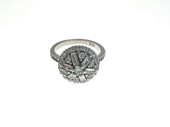 Ring - 925 Silver Vintage Halo Stone/Diamante Studded Cocktail Ring - ML2113