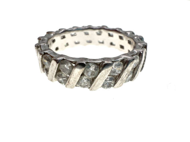 Ring - Vintage 925 Silver Eternity Style Ring with Diamantes - ML2123