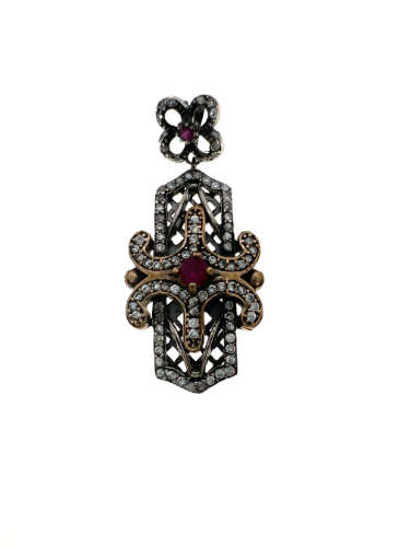 Pendant - 925 Silver Pendant. Red Stone in the Centre with Diamantes - ML2137