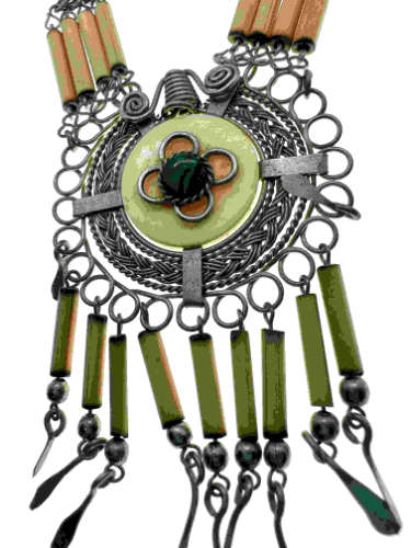 Necklace - Silver Tone Bamboo Style Chain with Filigree Design Centre - ML2153