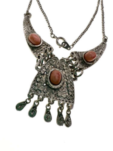 Necklace - Vintage Silver Tone Boho and Azetec Style Necklace with Coral Colour Stones - ML2163