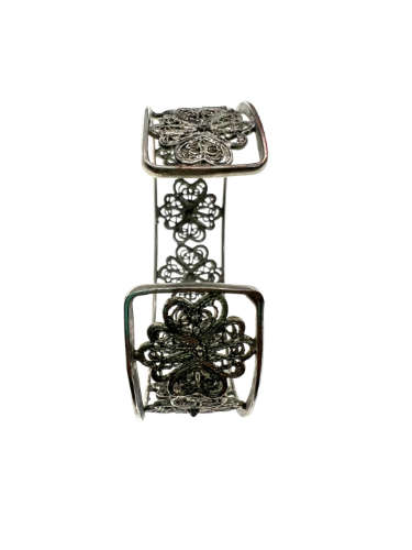 Bracelet - Vintage Silver Tone Filigree Cuff Bracelet - Flower Design - ML2168