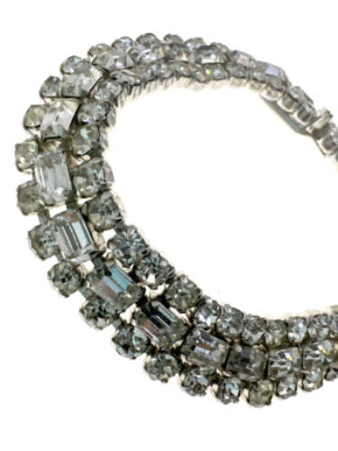 Bracelet - Vintage Silver Tone Cuff Bracelet. 3 Rows of Diamante Stones. One Blue Stone - ML2190