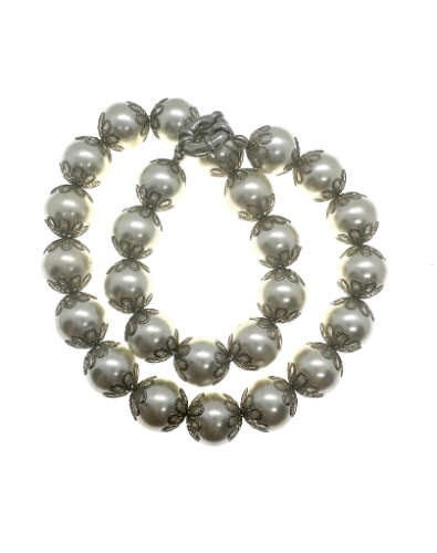 Necklace - Vintage Silver Tone Beaded Necklace with Lace Style Clasps on Each Bead - ML2192