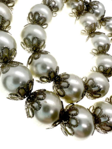 Necklace - Vintage Silver Tone Beaded Necklace with Lace Style Clasps on Each Bead - ML2192