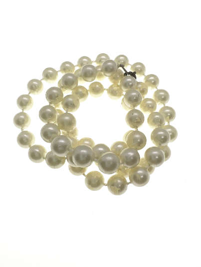 Necklace - Vintage Faux Pearls - ML2210