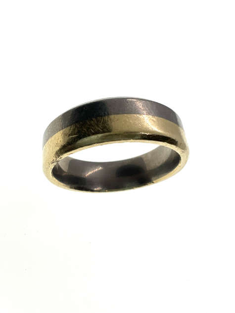 Ring - Vintage 14 ct Gold Plated Titanium Mens Ring - ML2231