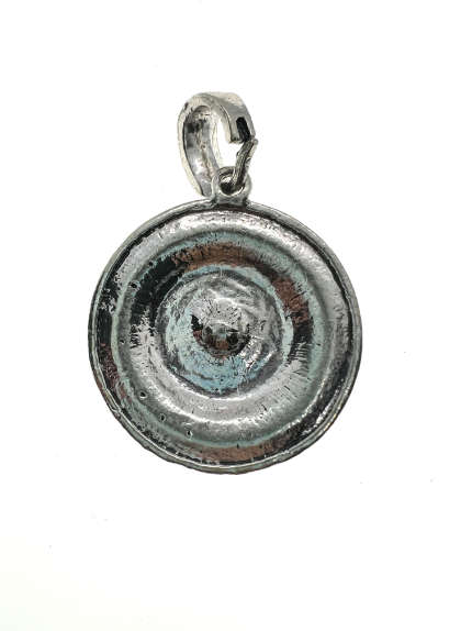 Pendant - Vintage Silver Tone Pendant "O" Link. Pink Centre Stone. Pink Crystal Like Stones - ML2245