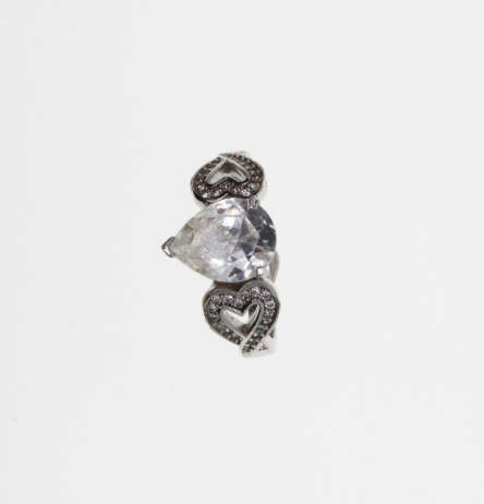 Ring - Vintage 925 Silver with Pear Shape Clear Stone with Parve Hearts on either side - ML2253