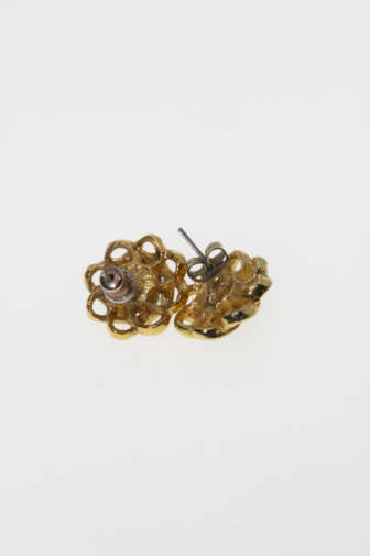 Earrings - Vintage Floral Type Gold Tone Earrings with Black Bead in Centre - ML2271