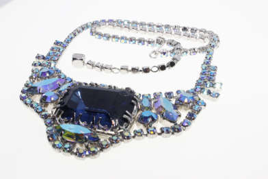 Set - Vintage Silver Tone Blue Diamante Necklace and Earrings with Centre Blue Diamante - ML2279