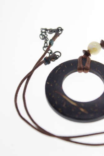 Vintage - Leather Thong with Round Pendant Circle with Open Centre - ML2282