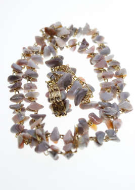 Set - Vintage Necklace and Bracelet Set, Gold Tone Sea Shell Design with Gold Tone Links - ML2284