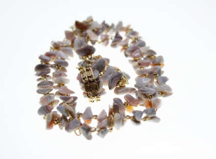 Set - Vintage Necklace and Bracelet Set, Gold Tone Sea Shell Design with Gold Tone Links - ML2284