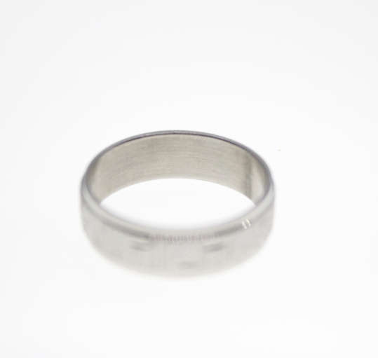 Ring - Vintage Silver Tone Mens Ring with Textured Sandblast Design - ML2288