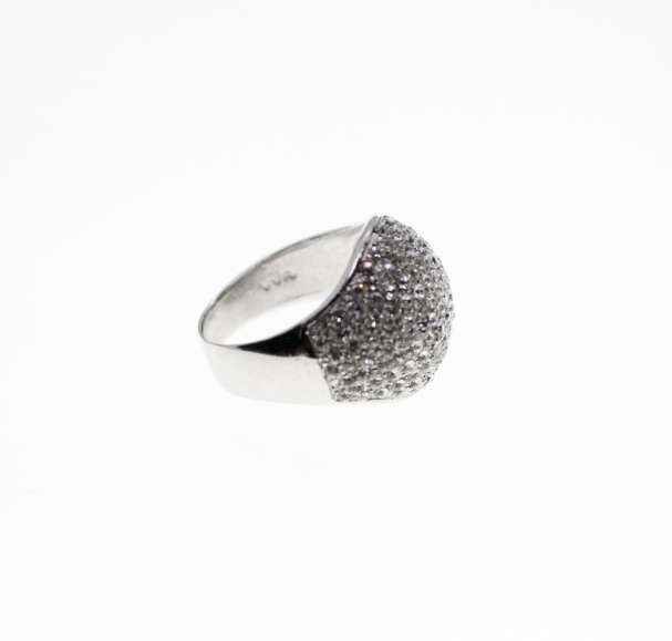 Ring - Vintage Silver Tone Statement Ring with Diamantes. Stamped "VVR" - ML2294