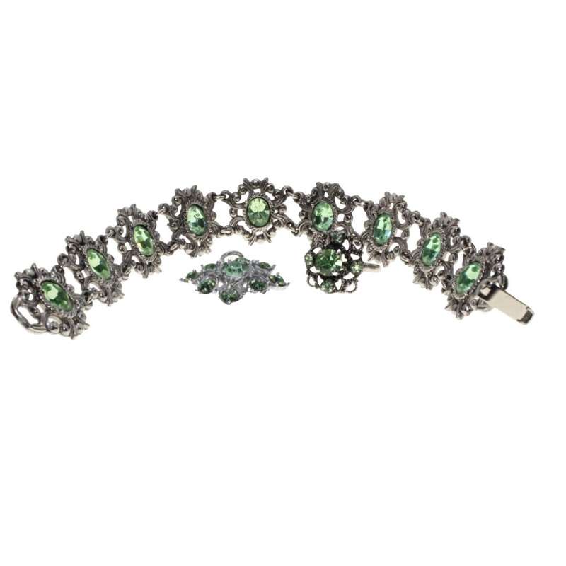 Bracelet Set - Vintage Necklace, Ring & Pendant Oval Design. Green Stones. Ring Marcasite - ML3186