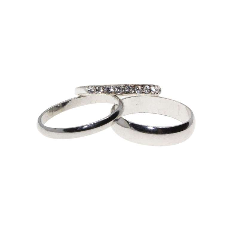 Ring - 3 x Silver Tone Assorted bands. 2 x Plain Bands & 1 surrounded by Diamantes - ML3198