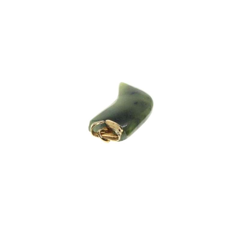 Pendant - Vintage Jade Stone Shark Tooth - ML3215