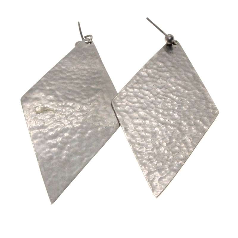 Earrings - Silver Tone Large Diamond Shape Fashion Earrings. Slight Texture - ML3232