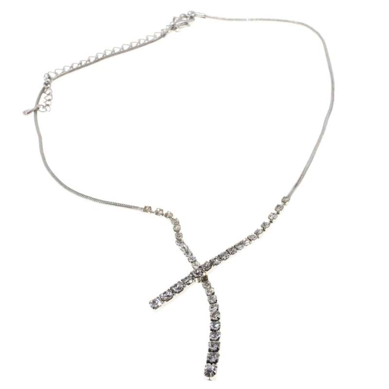 Necklace - Silver Tone Fashion Statement Necklace. Diamante Criss Cross Centre Piece - ML3233