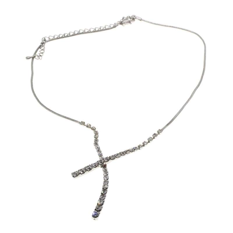 Necklace - Silver Tone Fashion Statement Necklace. Diamante Criss Cross Centre Piece - ML3233