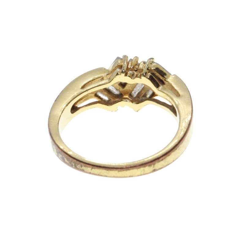 Ring - Gold Tone Dainty Fashion Band with Stunning Clear Rhinestone Centre Design - ML3269